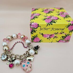Betsey Johnson Pink Skull Charm Bracelet Pearl Crystal Gold Tone
